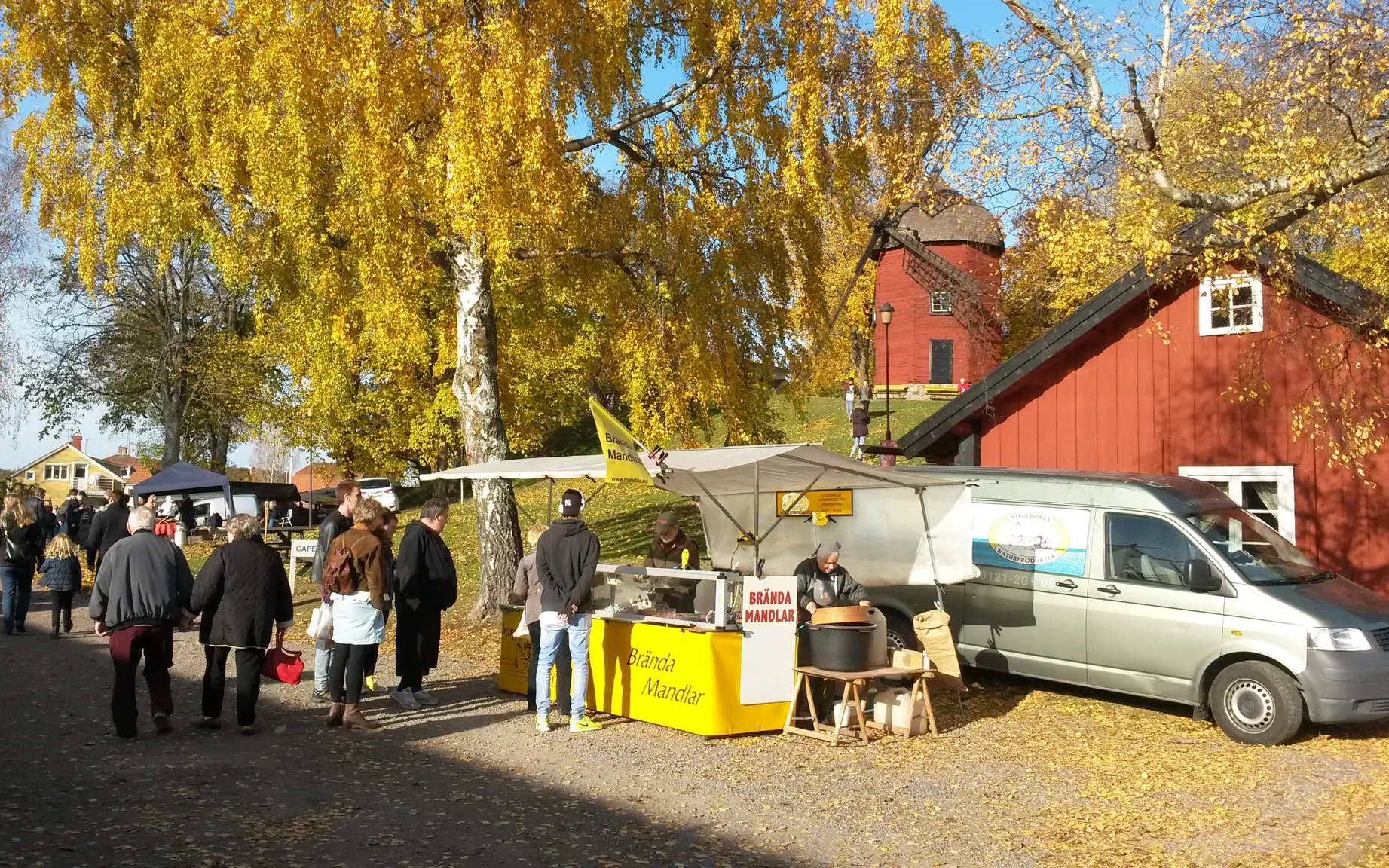 Höstmarknad på Korskullen