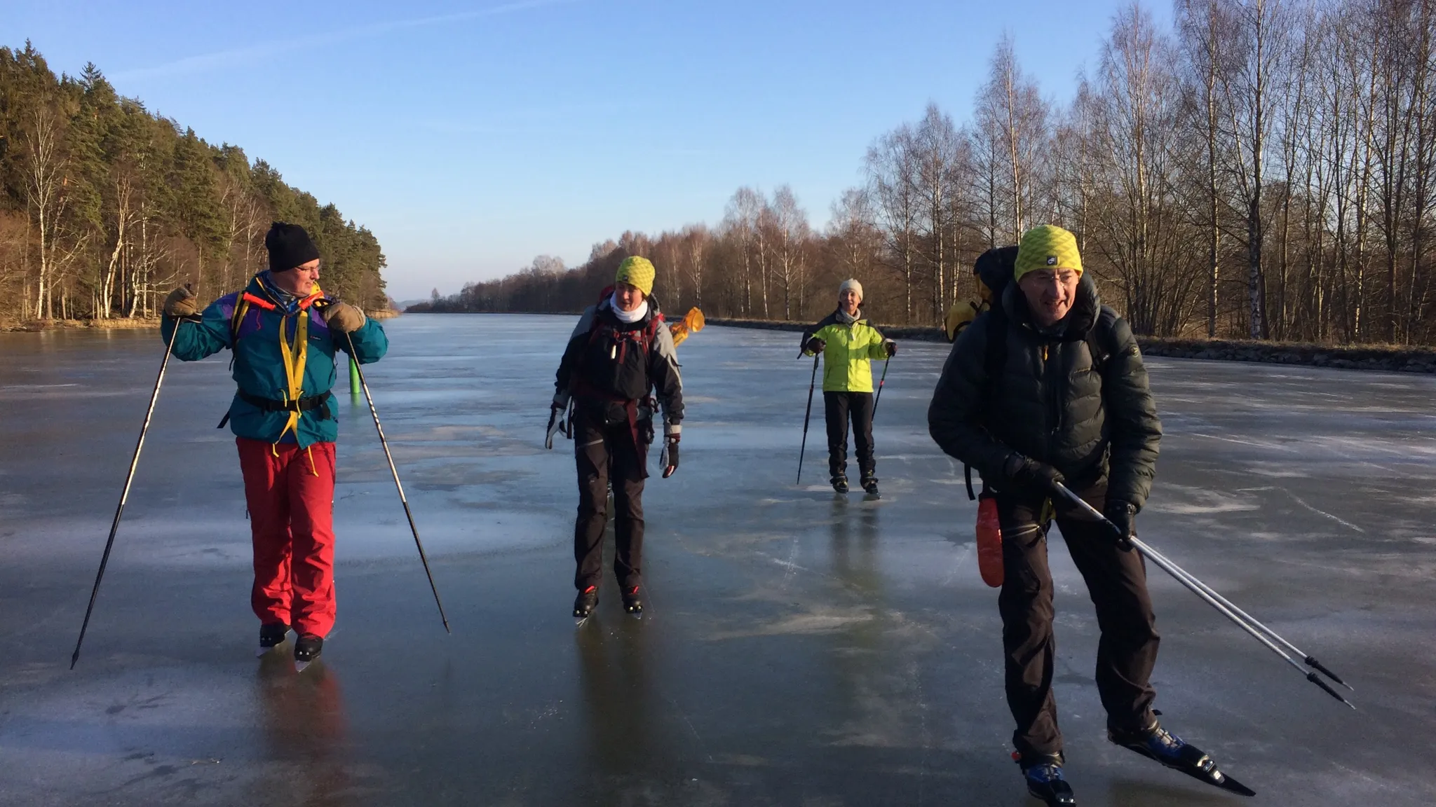 Långfärdsskridskor på Göta kanal