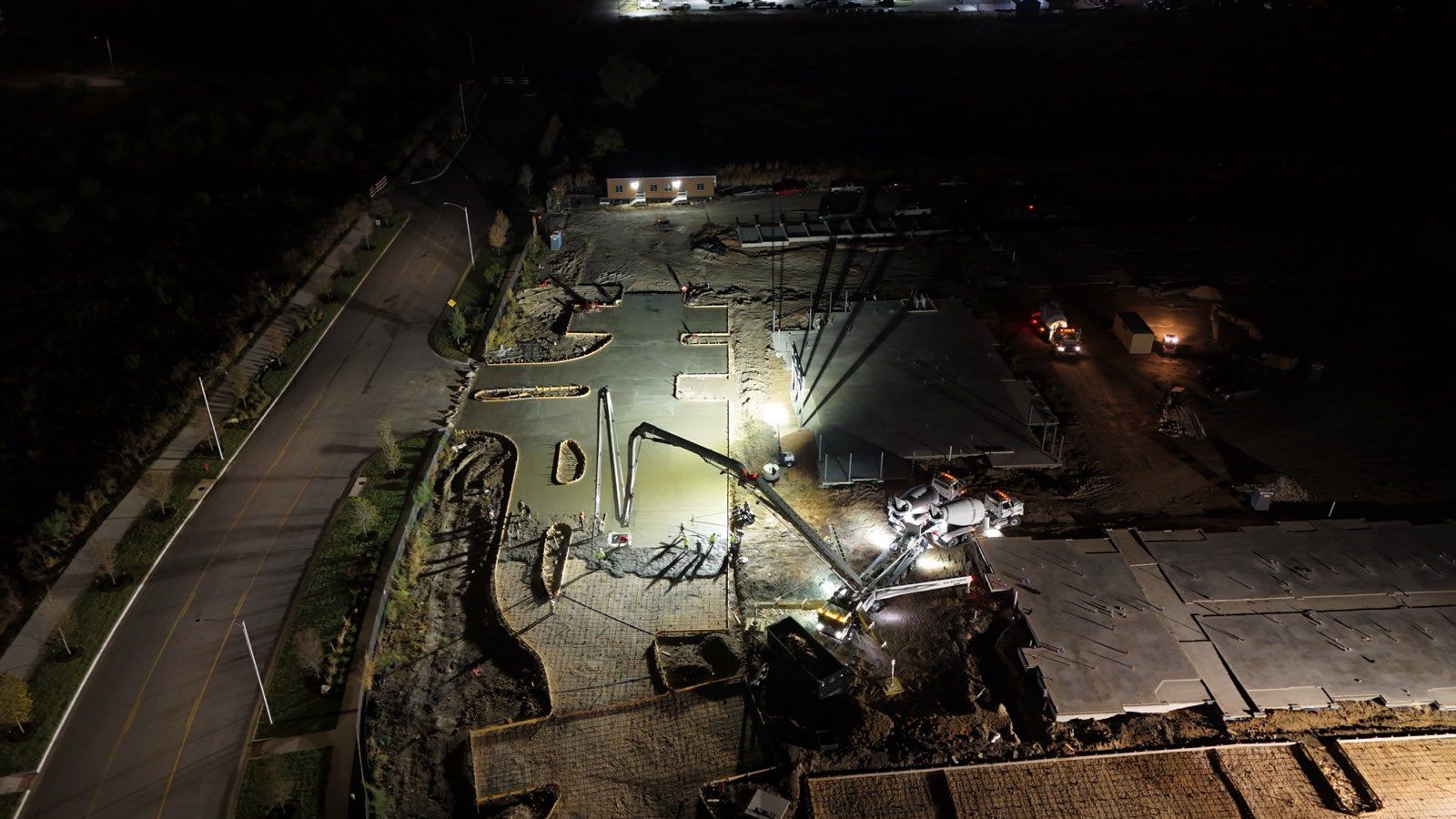 Avelyn Manor, slabs and framing
