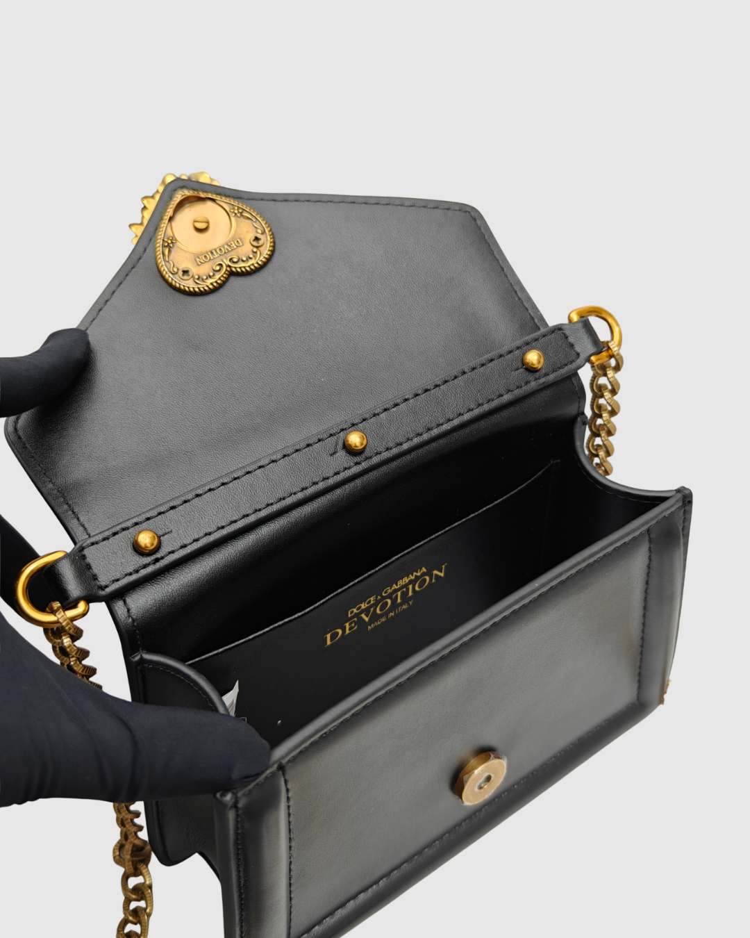 Dolce & Gabbana Devotion - image 12