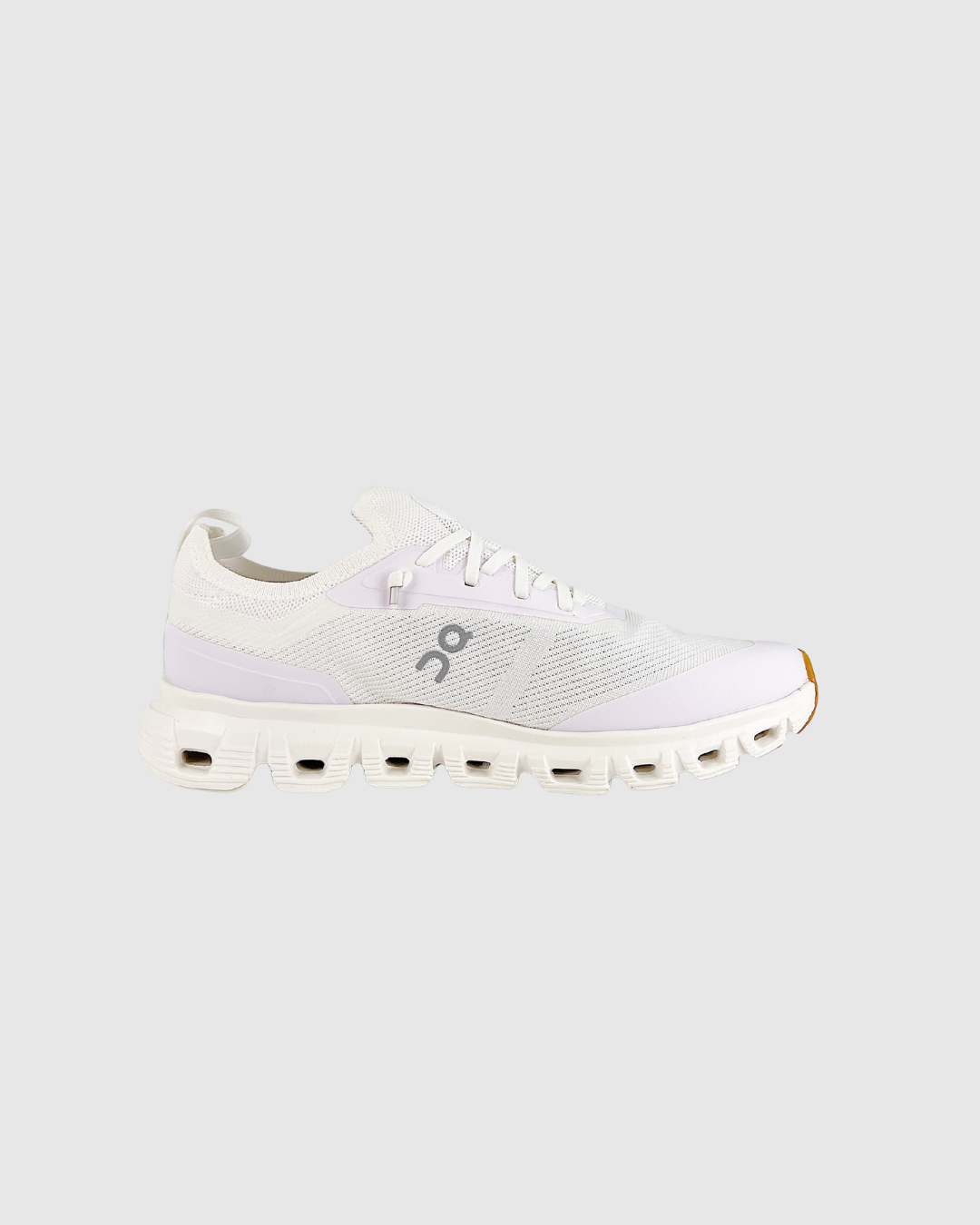 On Cloud 6 Versa Triple White