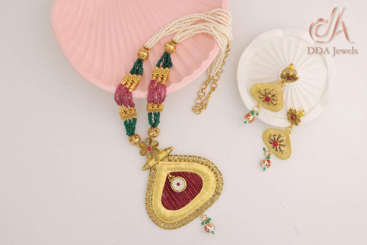Ruby-center strand set