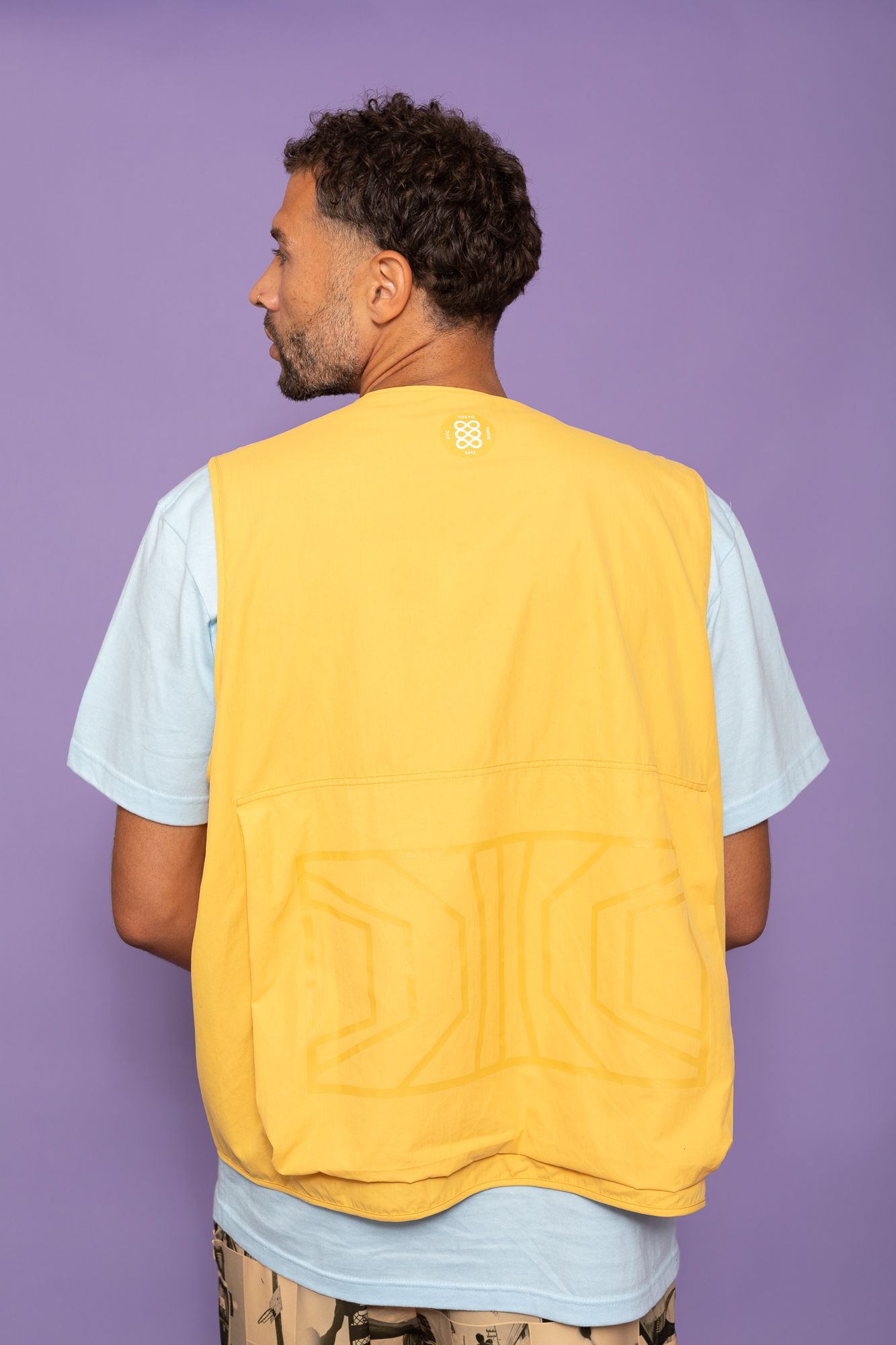 Viewfinder Vest — Yellos - Asphalt Chronicles