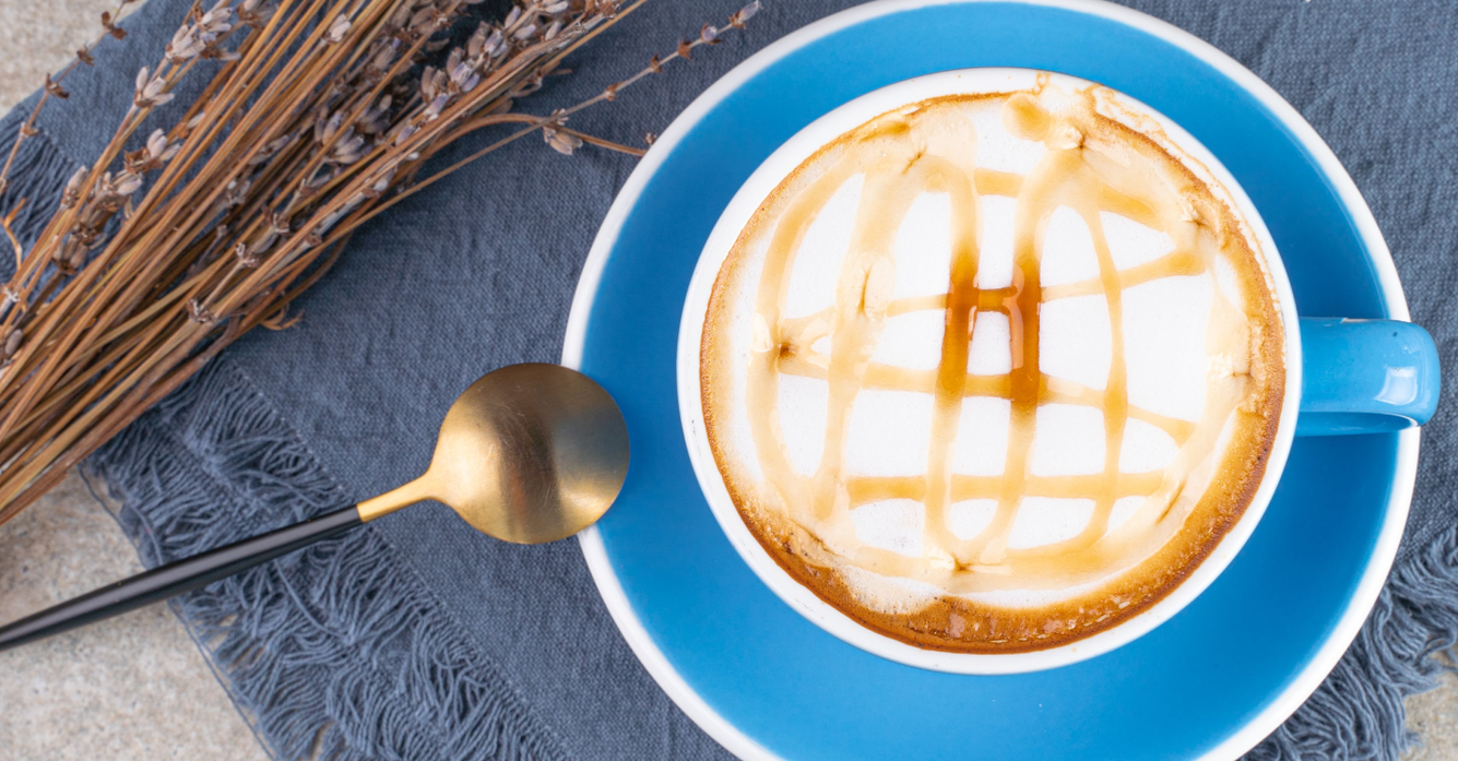 Heerlijke latta macchiato caramel