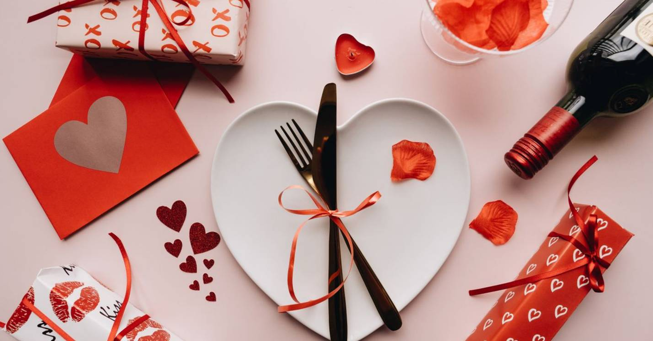 valentijnsdag versiering met cadeaus