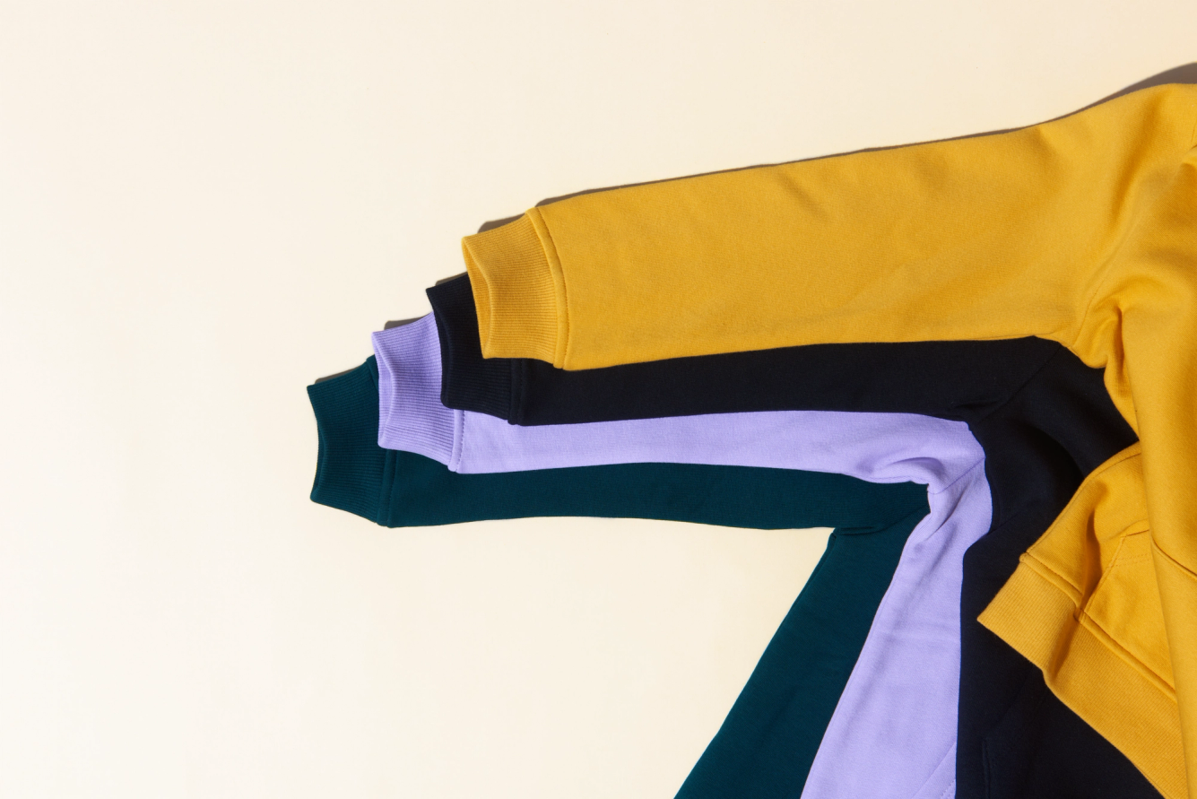 hoe krijg je modder uit je kleding?