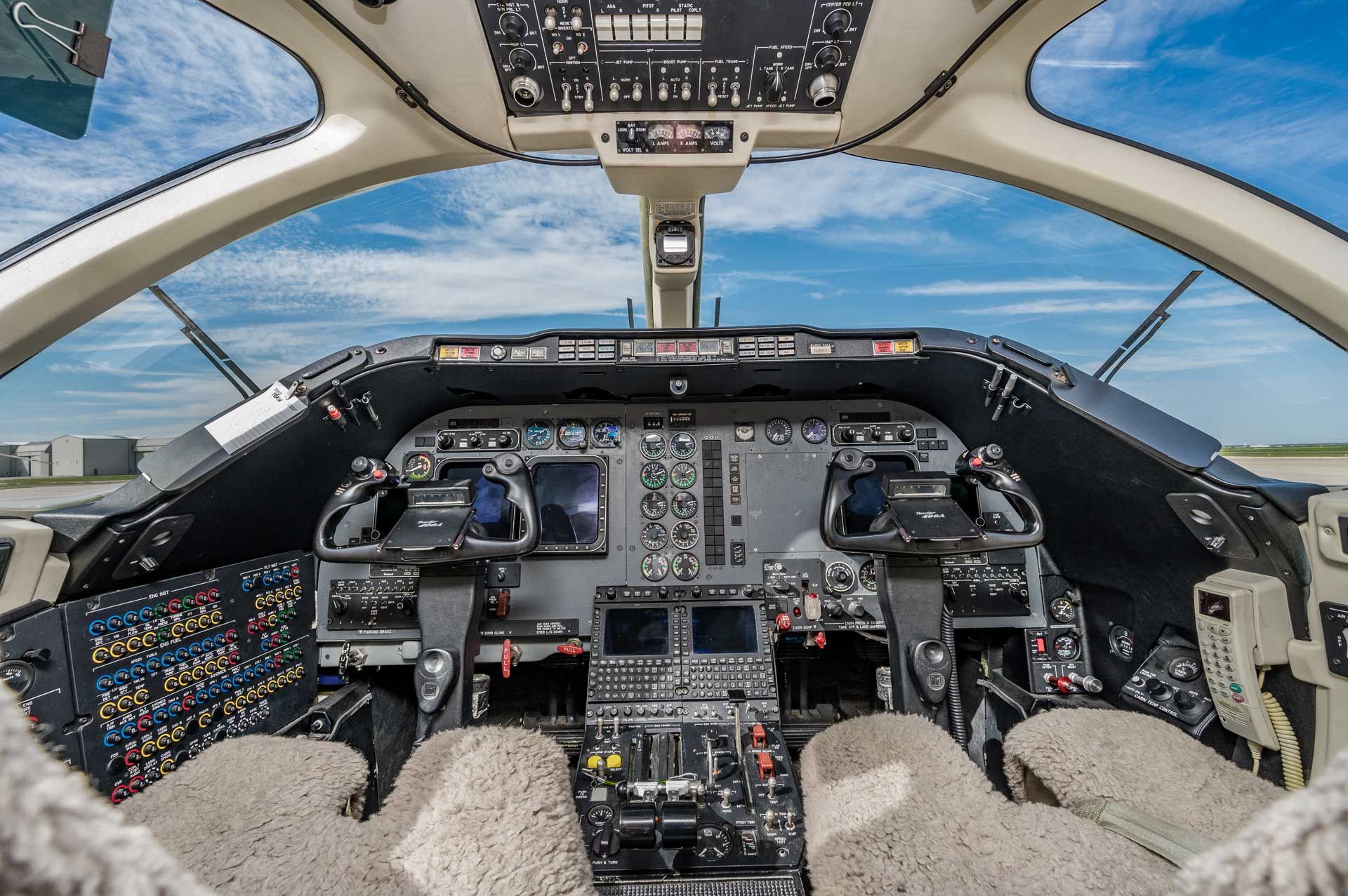 2003 Beechjet 400A photo 3