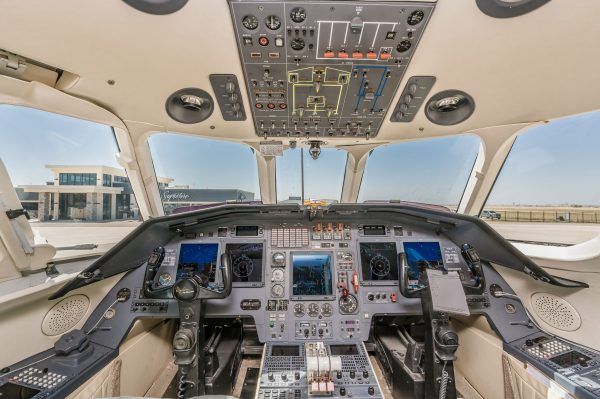 Falcon 900