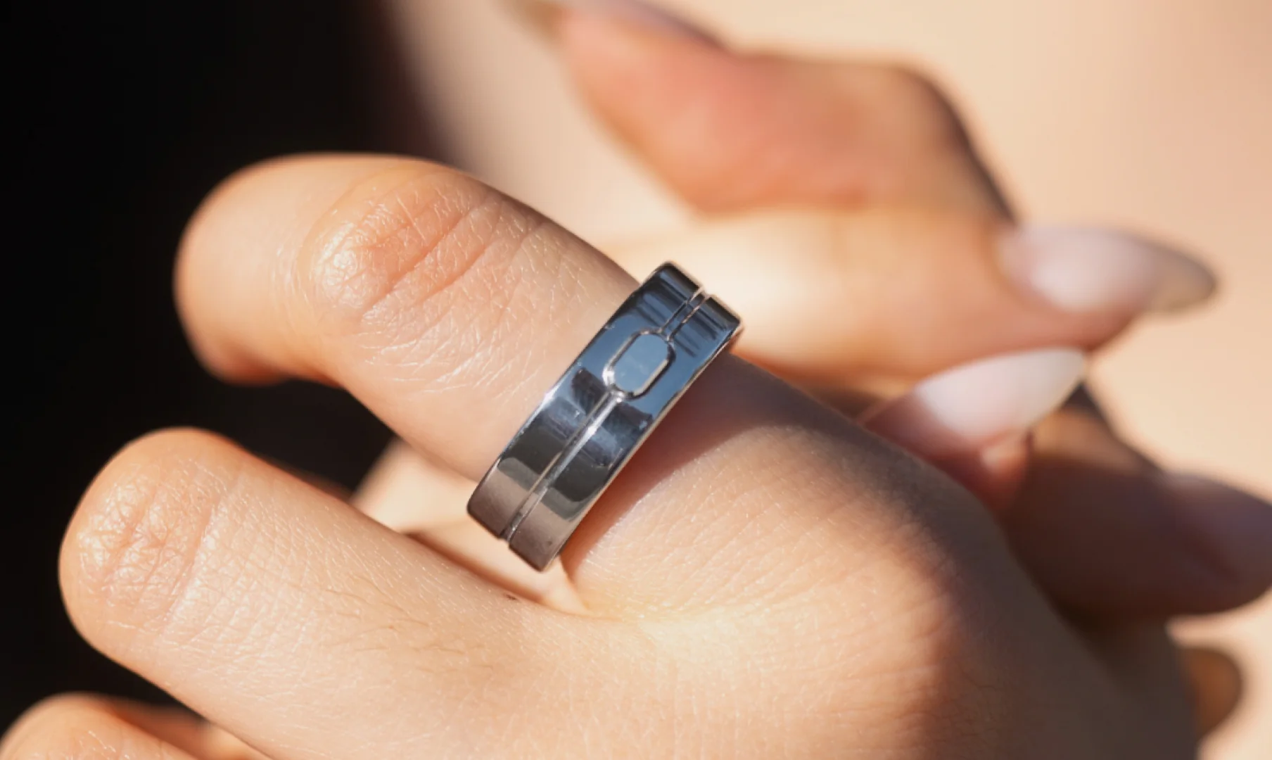 Vocci Puts AI Meeting Notes in a Ring