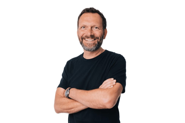 Bluesky makes Toni Schneider CEO as growth pressure builds