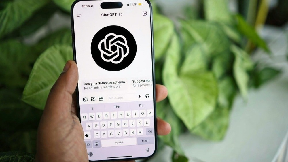 ChatGPT’s 900M weekly users show consumer AI has gone mainstream