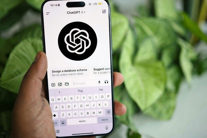 ChatGPT’s 900M weekly users show consumer AI has gone mainstream