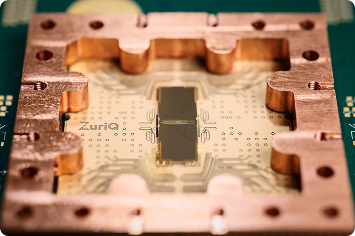 Nine Atoms, Two Dimensions: ZuriQ’s Quantum Breakthrough