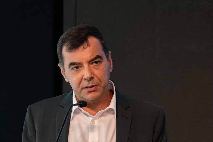 Mobileye founder steps aside during robotics push