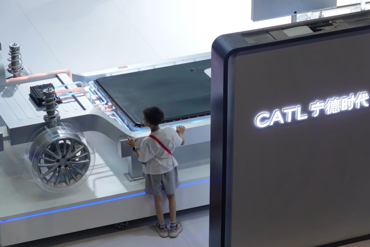 CATL Expands Batteries Into Grids, AI and Ships