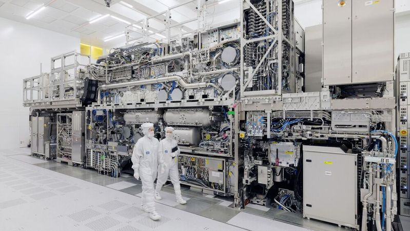 China Starts Building Its Own ASML Alternative