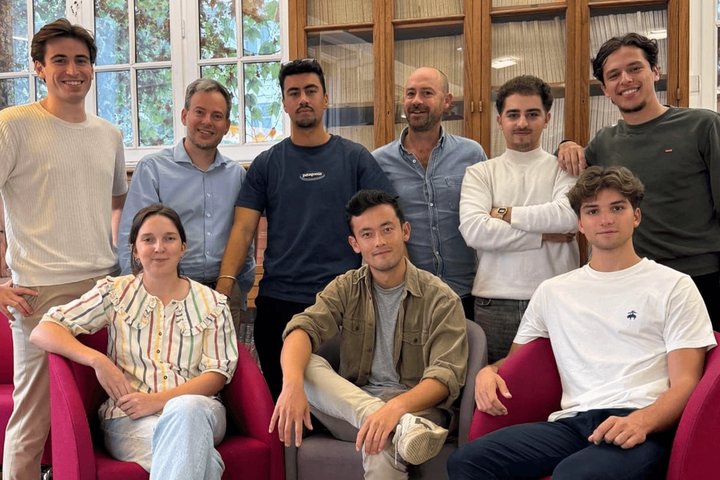 Voltaback Raises €2.8M for EV Fleet Charging