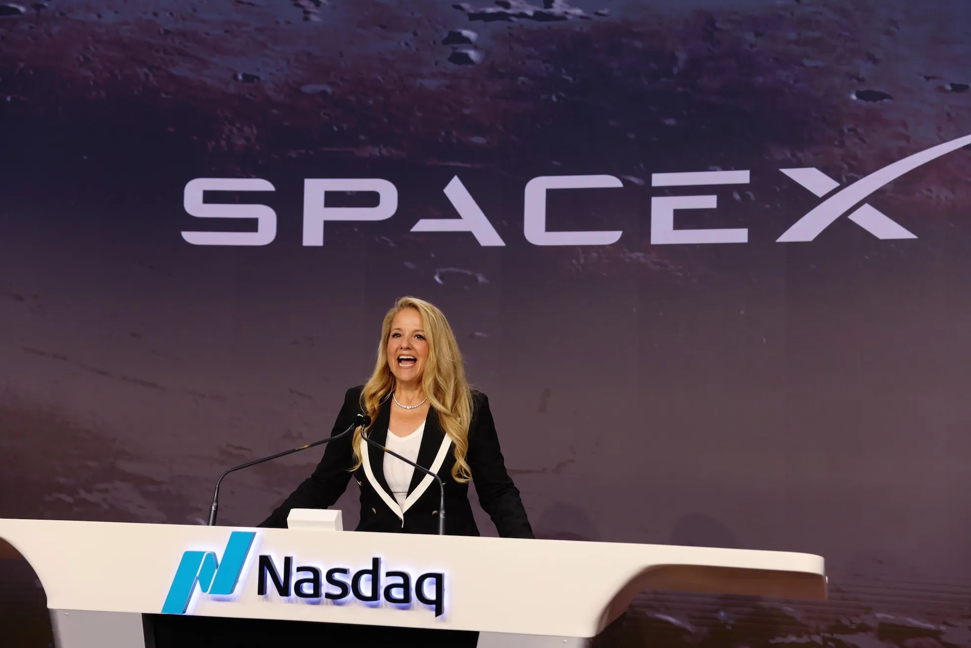 SpaceX Revenue Jumps on AI Compute Deals