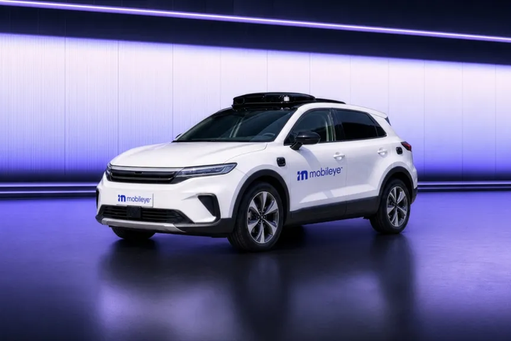 Mobileye’s robotaxi push shows autonomy is back in deployment mode