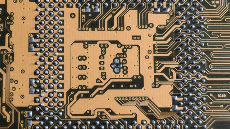 Altera Prepares $2B-Plus Chip IPO