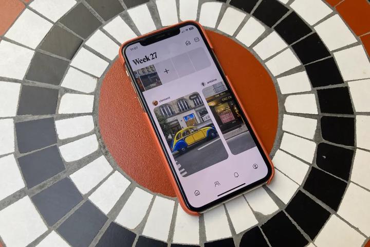 Retro Raises $21M for Private Photo Sharing