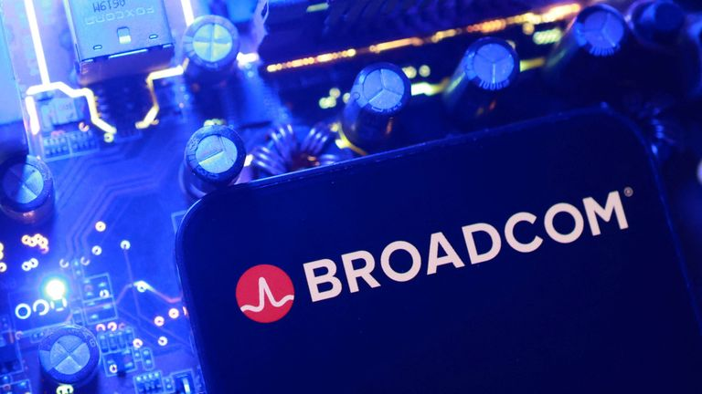 Apple commits $30B to U.S.-made Broadcom chips