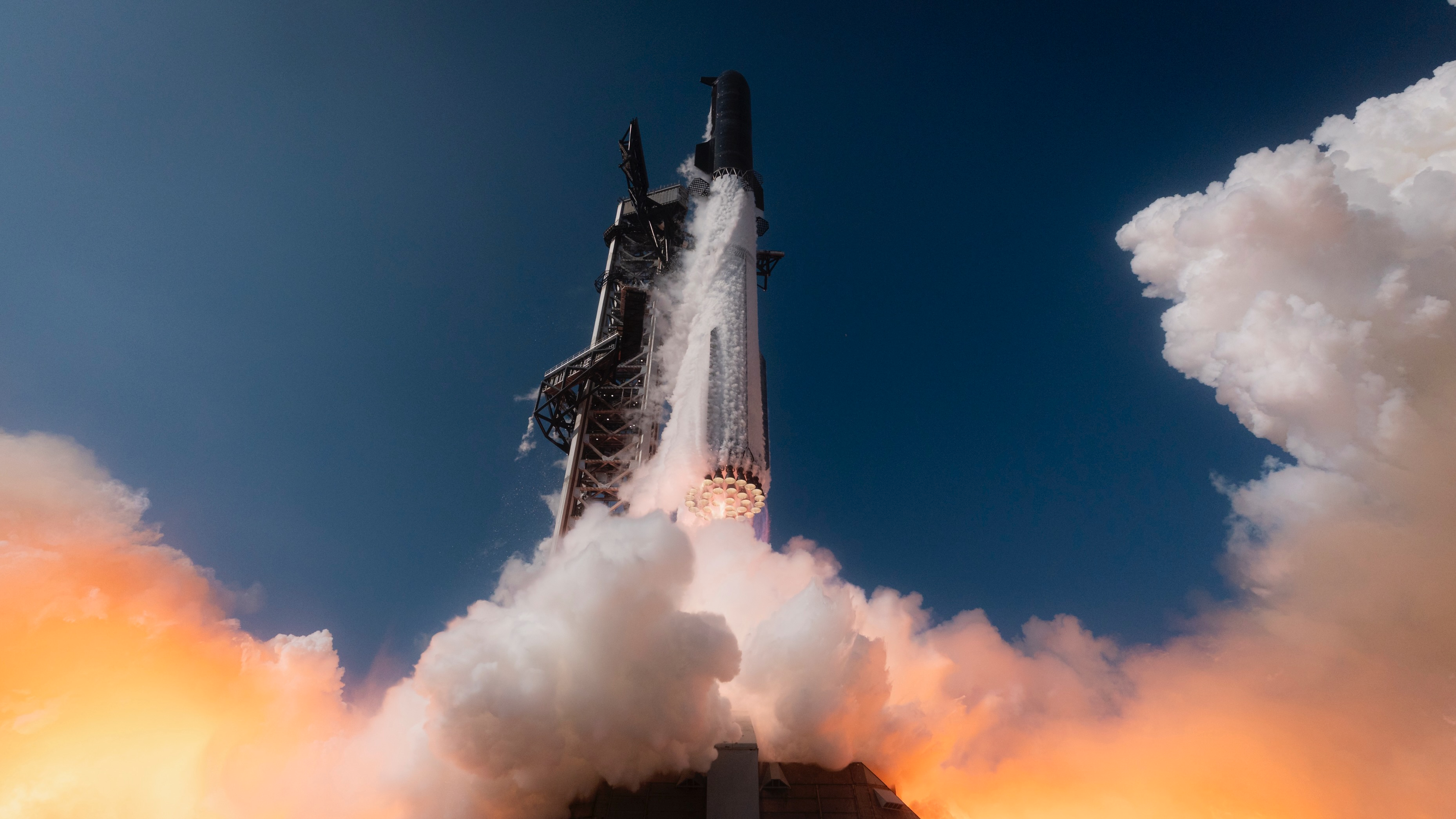 SpaceX returns to its IPO price as public markets test its ambitions