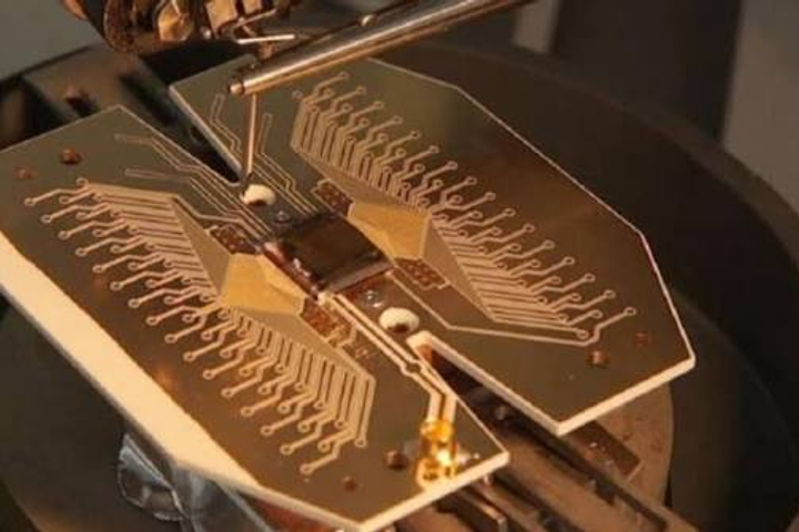 Universal Quantum Raises $100M Series A
