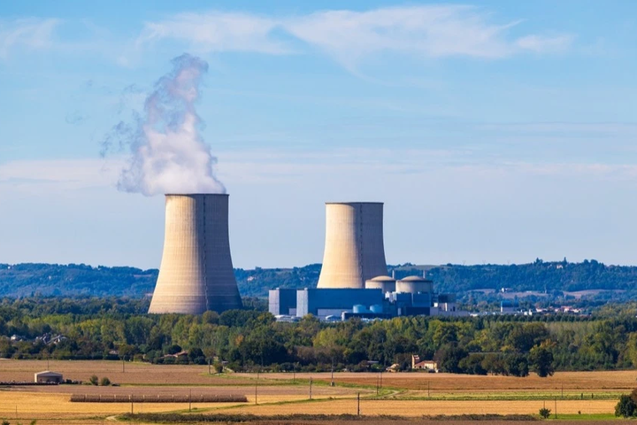 Standard Nuclear cuts its IPO as public markets test nuclear valuations