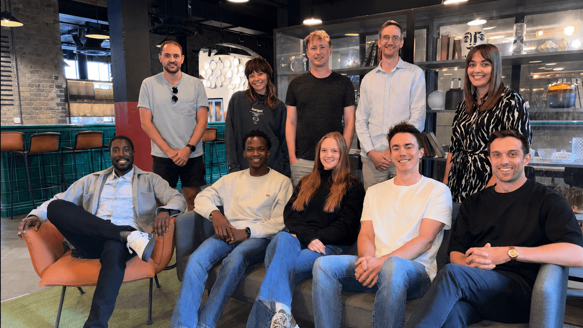 Rightcharge Raises £500K for EV Payments