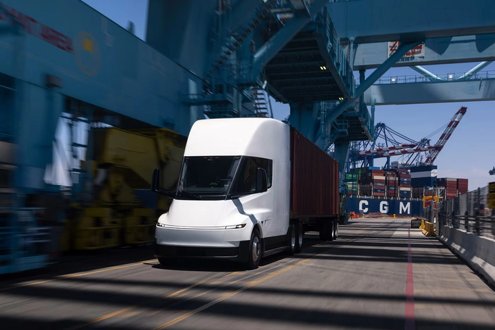 Tesla Moves Toward Electric Trucking Scale