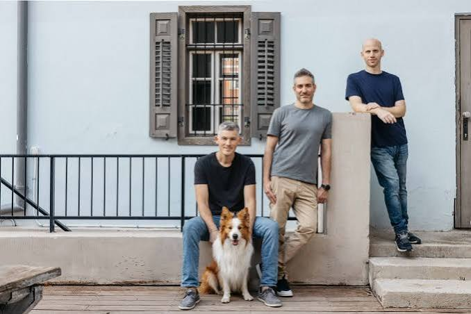 Zenzap Raises $44M for AI Workplace Messaging