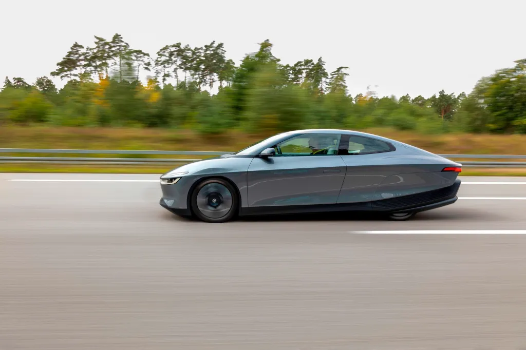 Volkswagen Unveils Ultra-Efficient EV Prototype