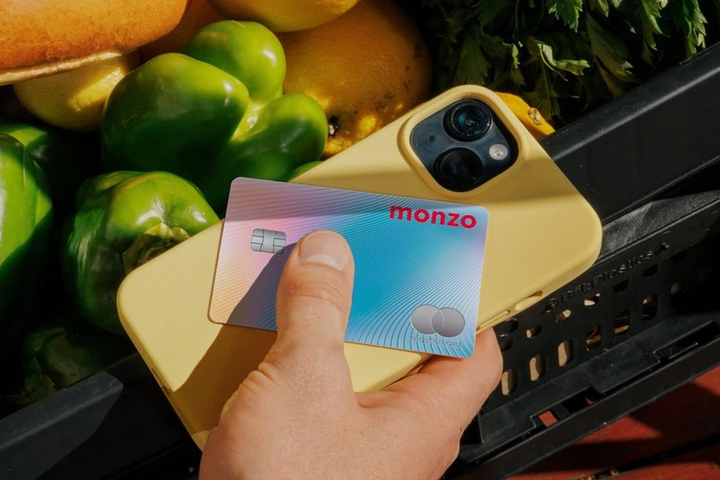 Monzo Launches Auto-Investing Cashback Card