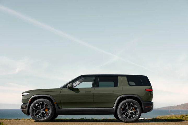 Rivian sues for full tariff refund