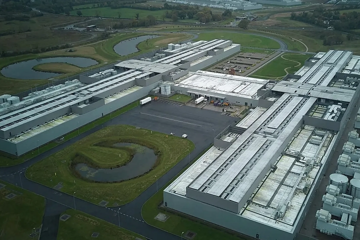EU Opens Bidding for Seven New AI Gigafactories