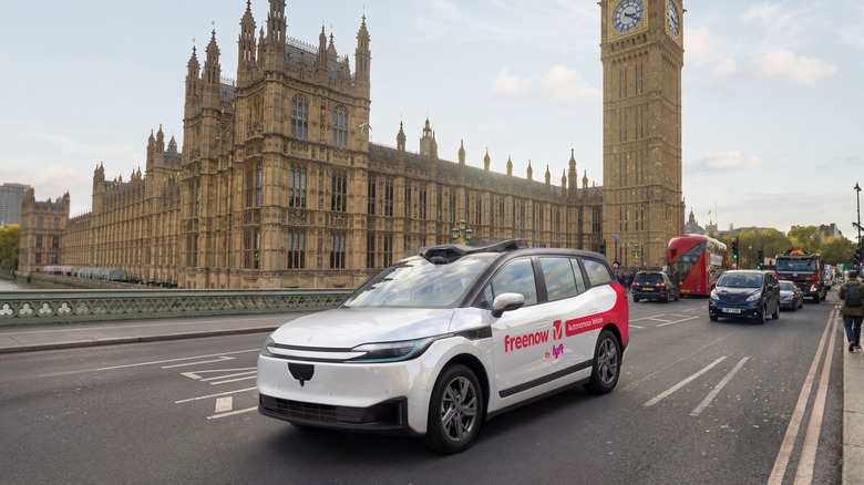 Lyft and Baidu Begin London Robotaxi Tests
