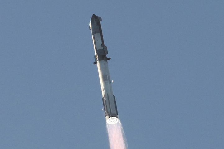SpaceX gets clearance to return Starship to flight