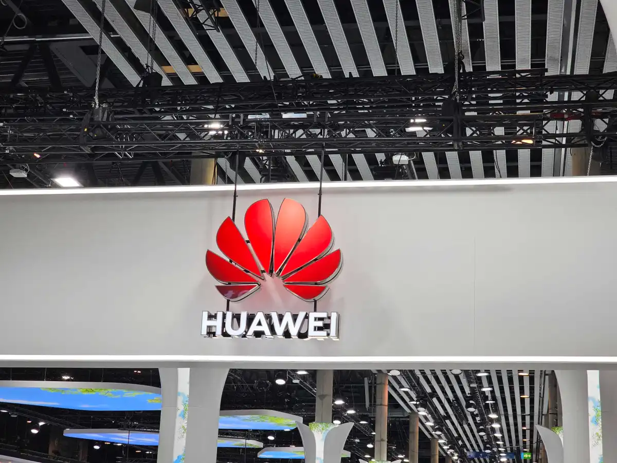 Huawei Accelerates Ascend 960DT Chip Launch