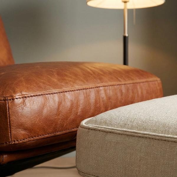 Bespoke Oak & Leather Lounge Chair structural view 1