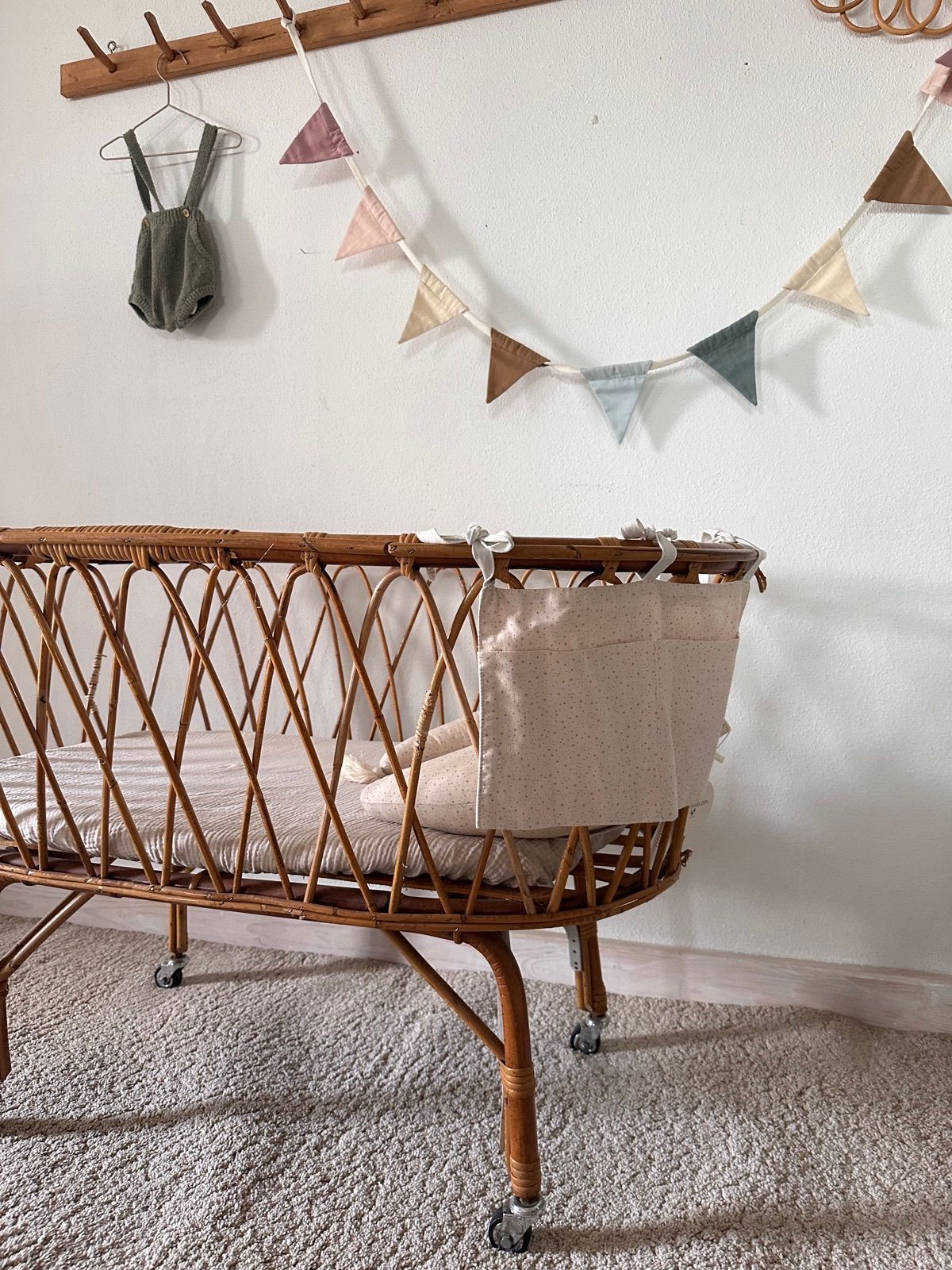 Rattan Stubenwagen natur, Ansicht 2