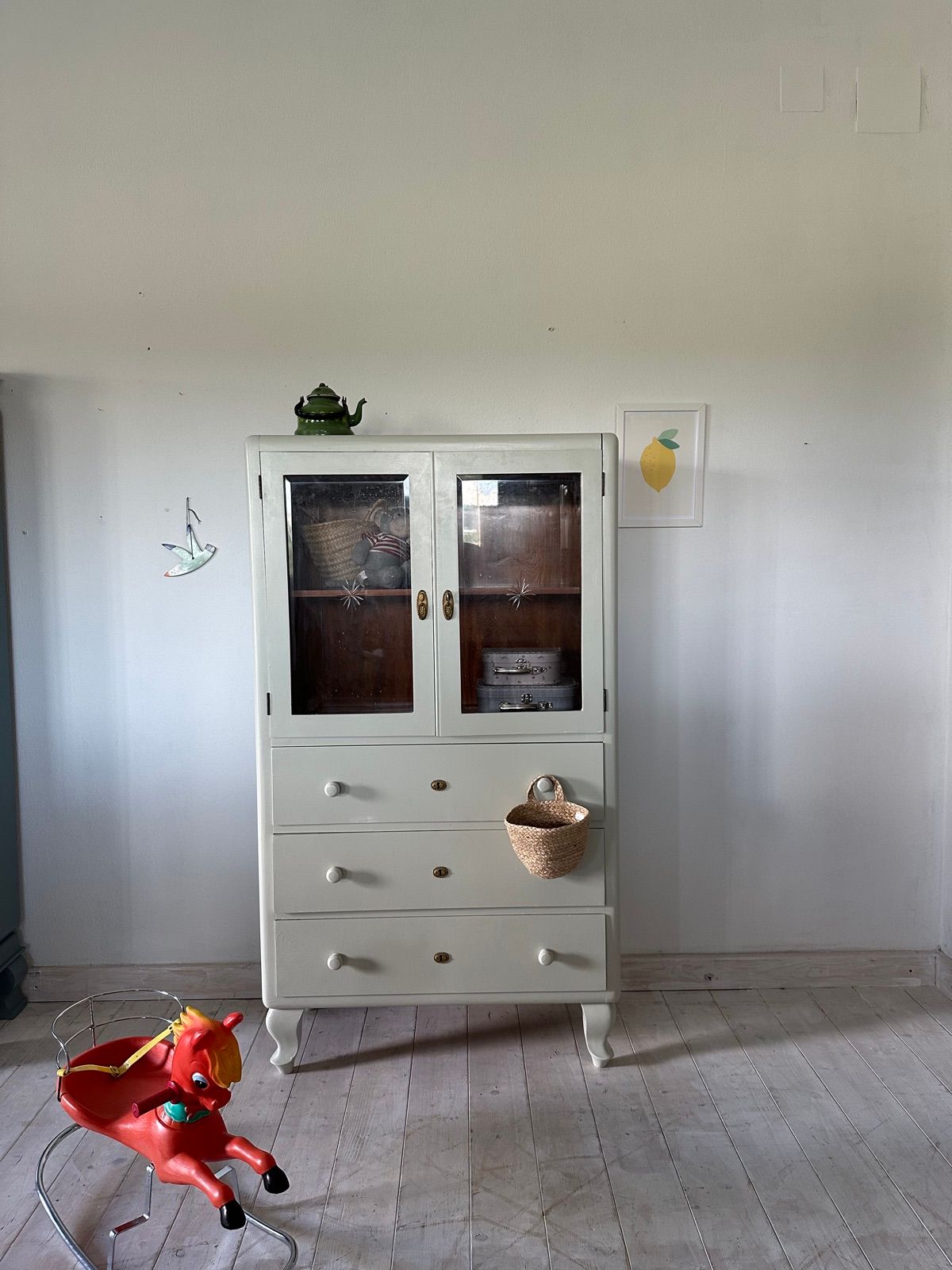 Vitrine mit Vitrine