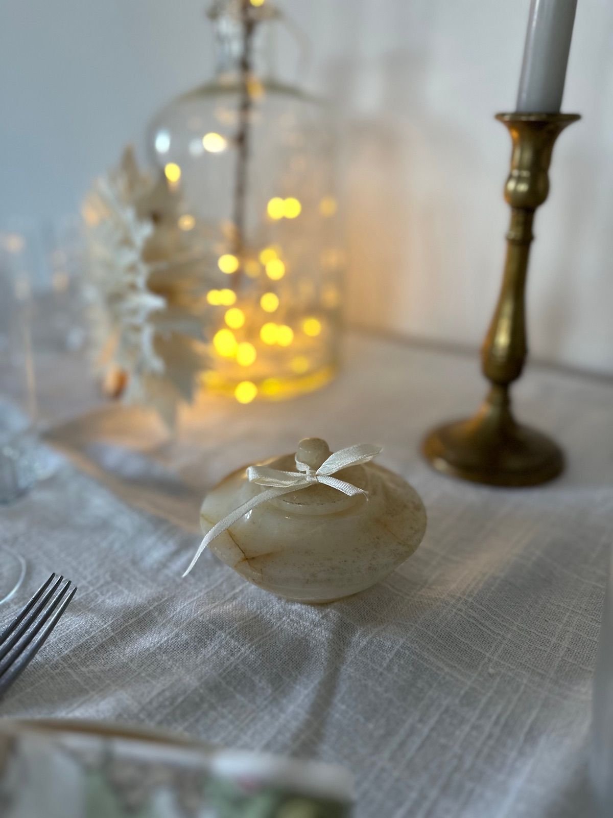 Alabaster Gefäß, Ansicht 2