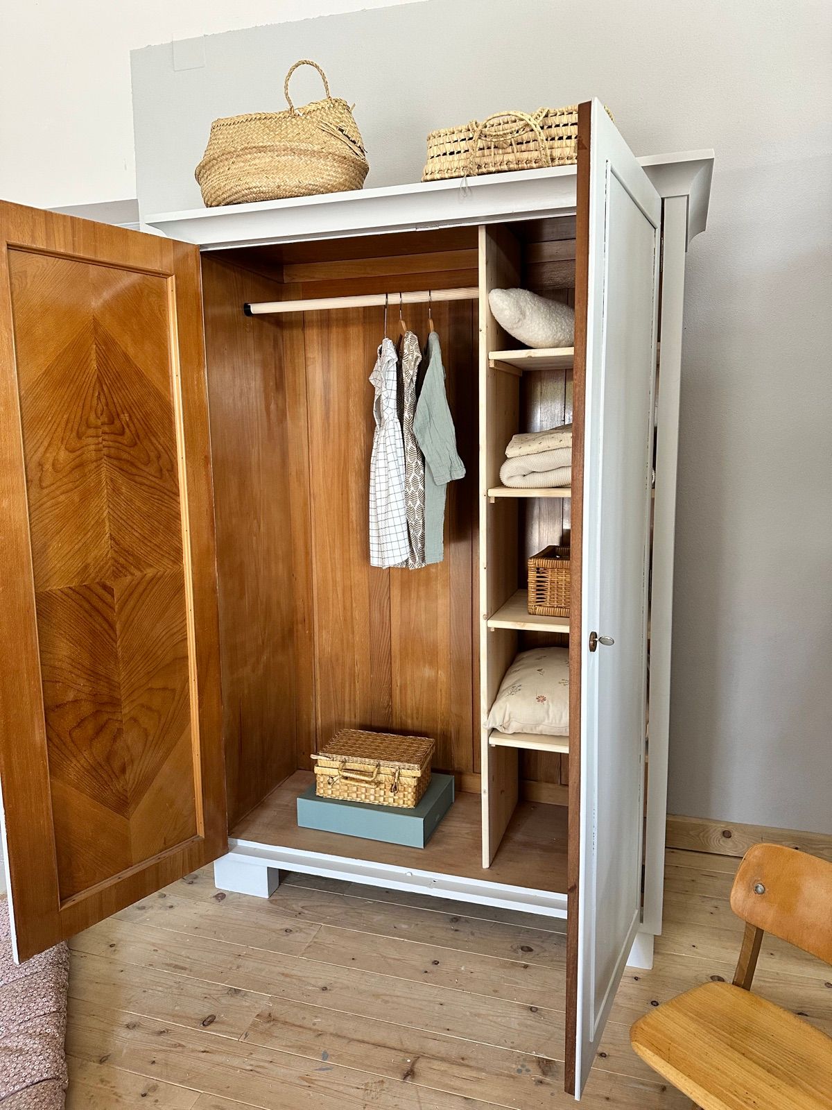 Vintage Kasten, 53 cm breit, Ansicht 5