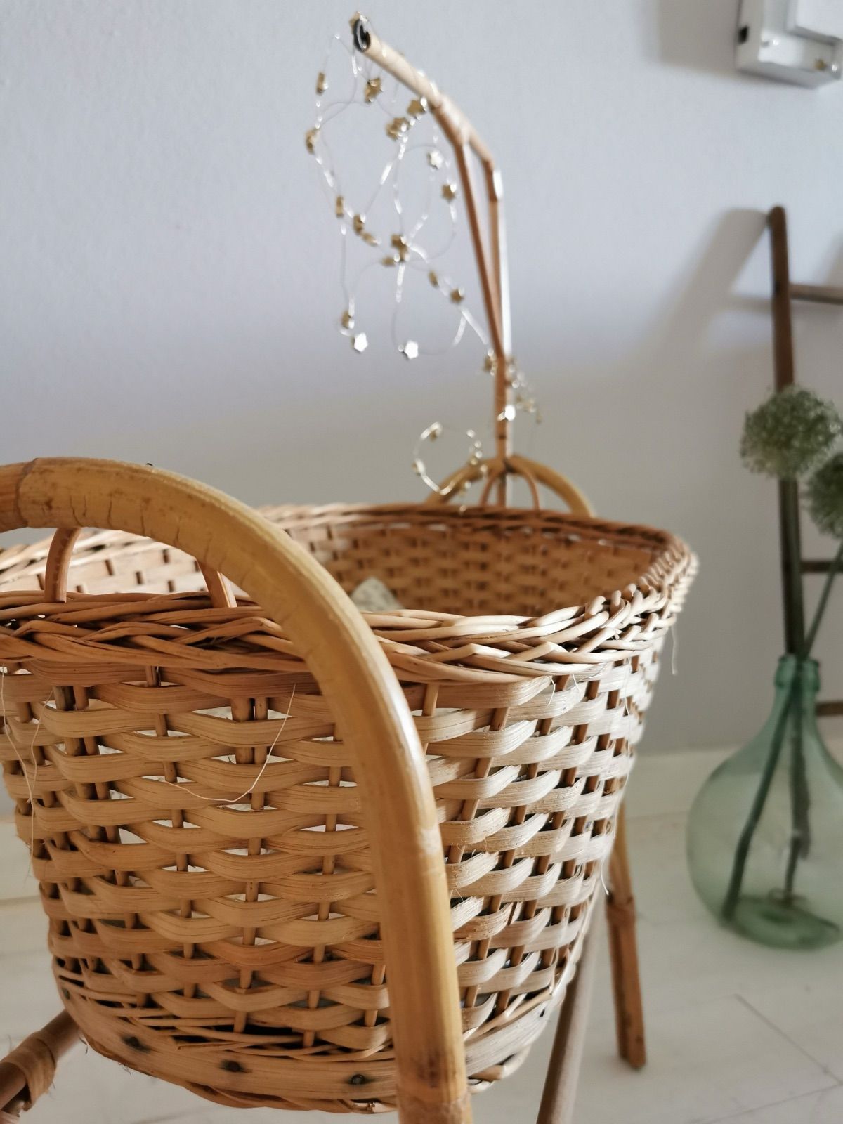 Rattan Stubenwagen für Puppen