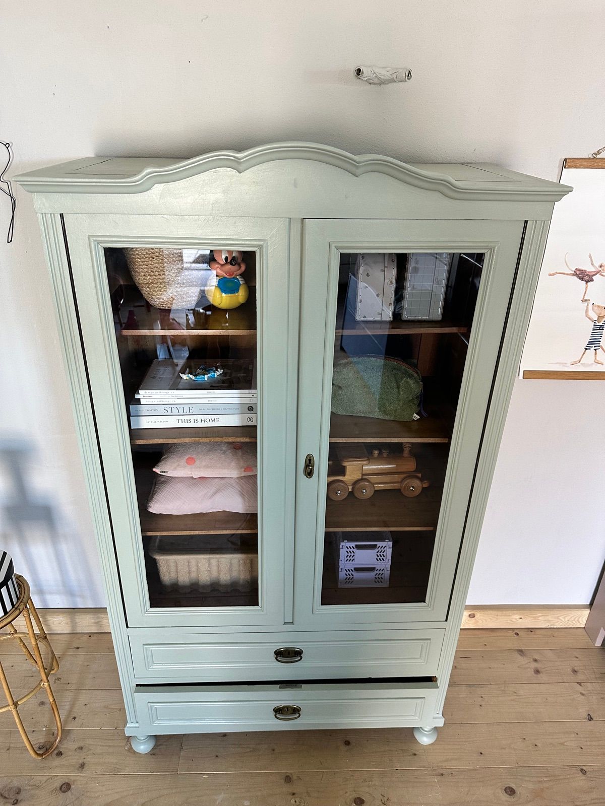 Vintage Vitrine braun, Ansicht 5