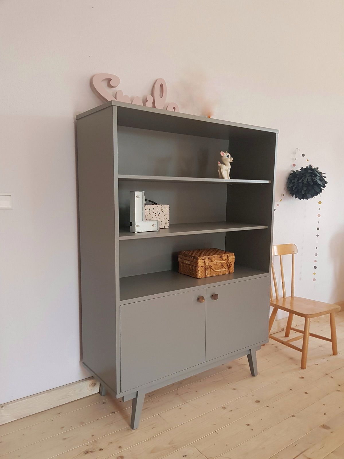 Bücherregal 60er Jahre