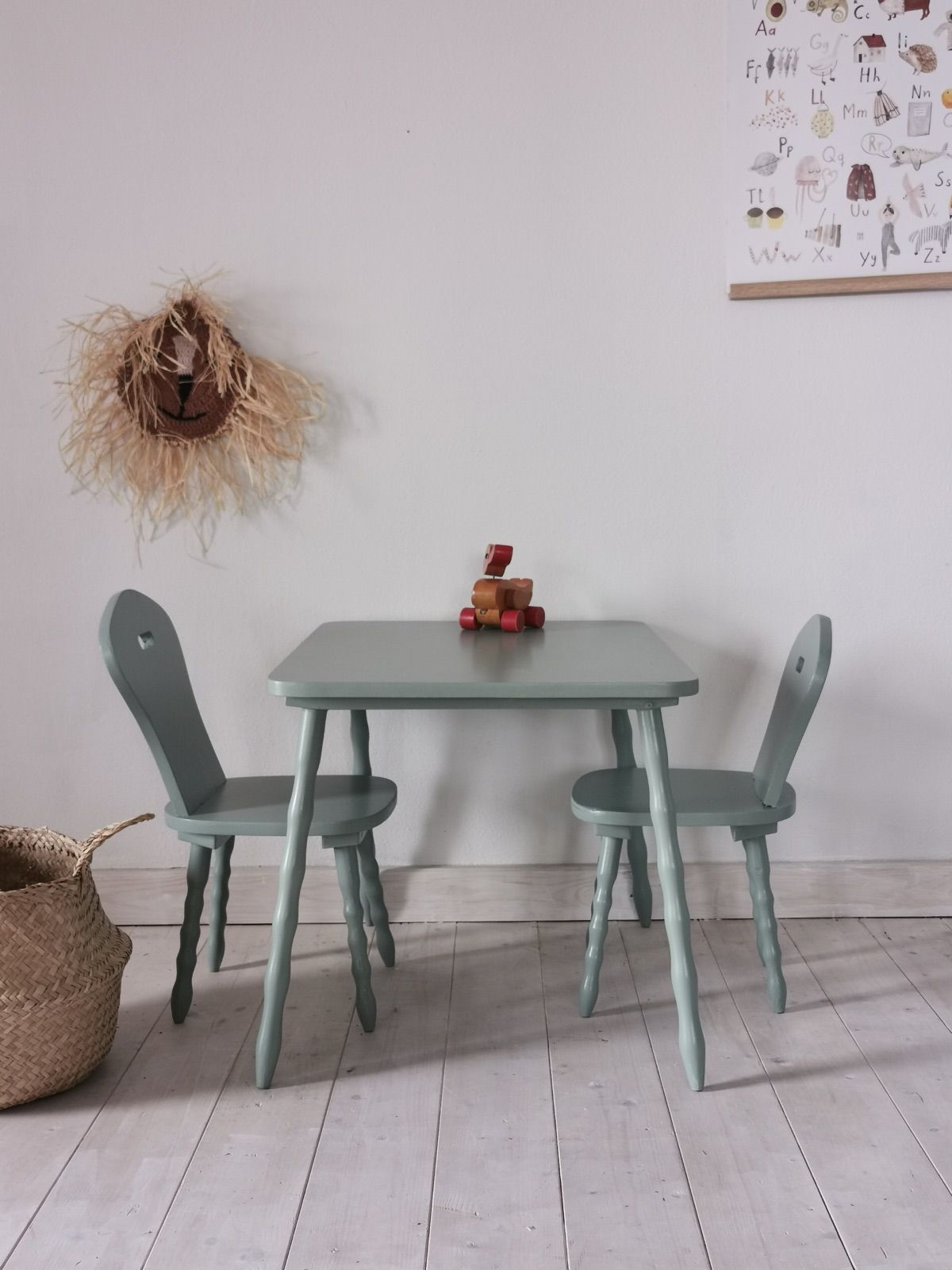 Sessel und Tisch Traun