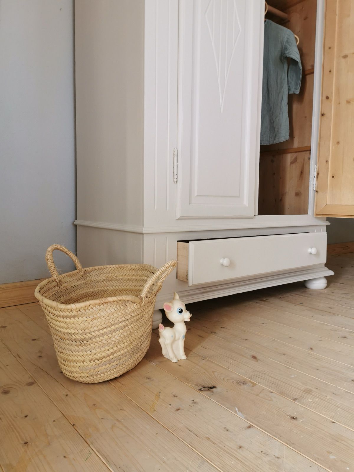 Vintage Kasten, 56 cm breit, Ansicht 7
