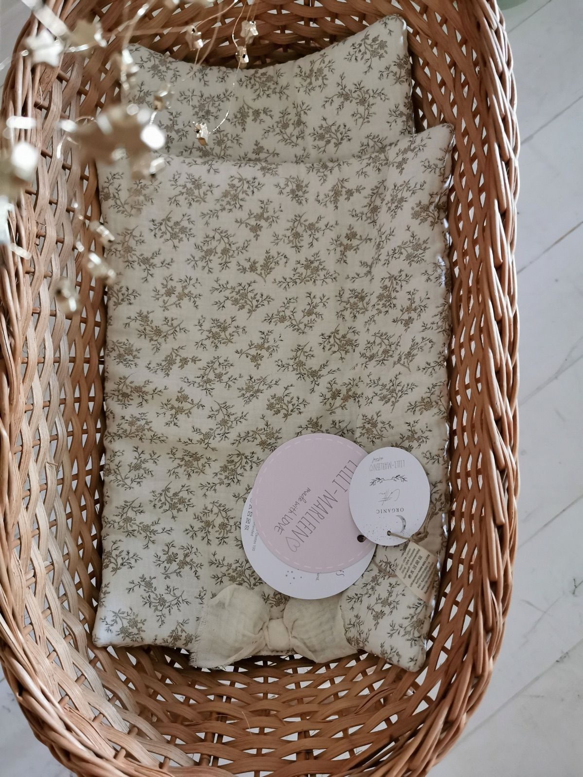 Rattan Stubenwagen für Puppen, Ansicht 2
